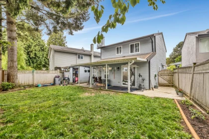 Front Yard Photo of 7368 Parkwood Drive, Surrey, BC