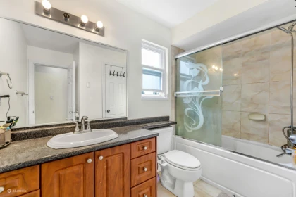 Mudroom Photo of 7368 Parkwood Drive, Surrey, BC