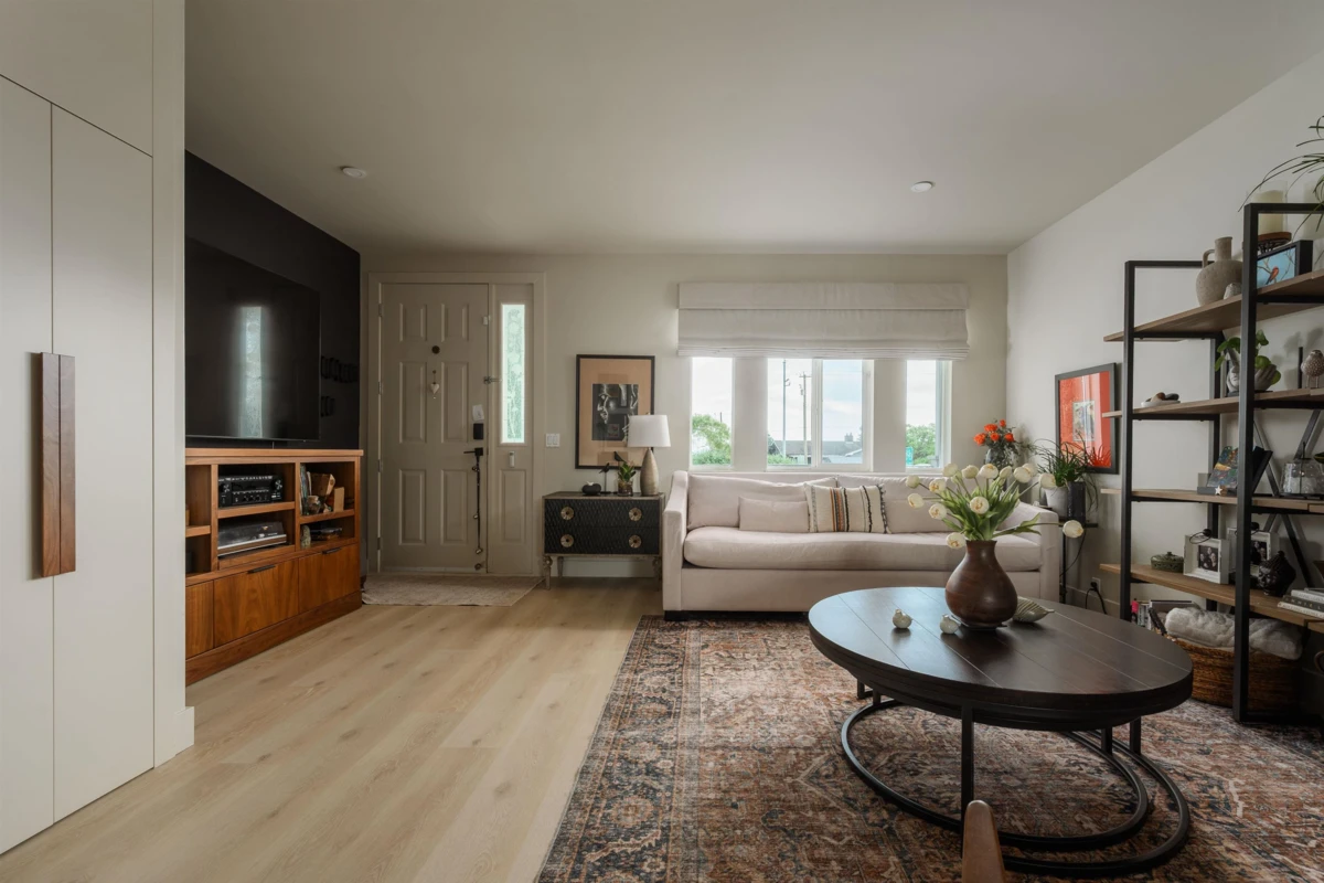 Family Room Photo of 107 33751 7th Avenue, Mission, BC