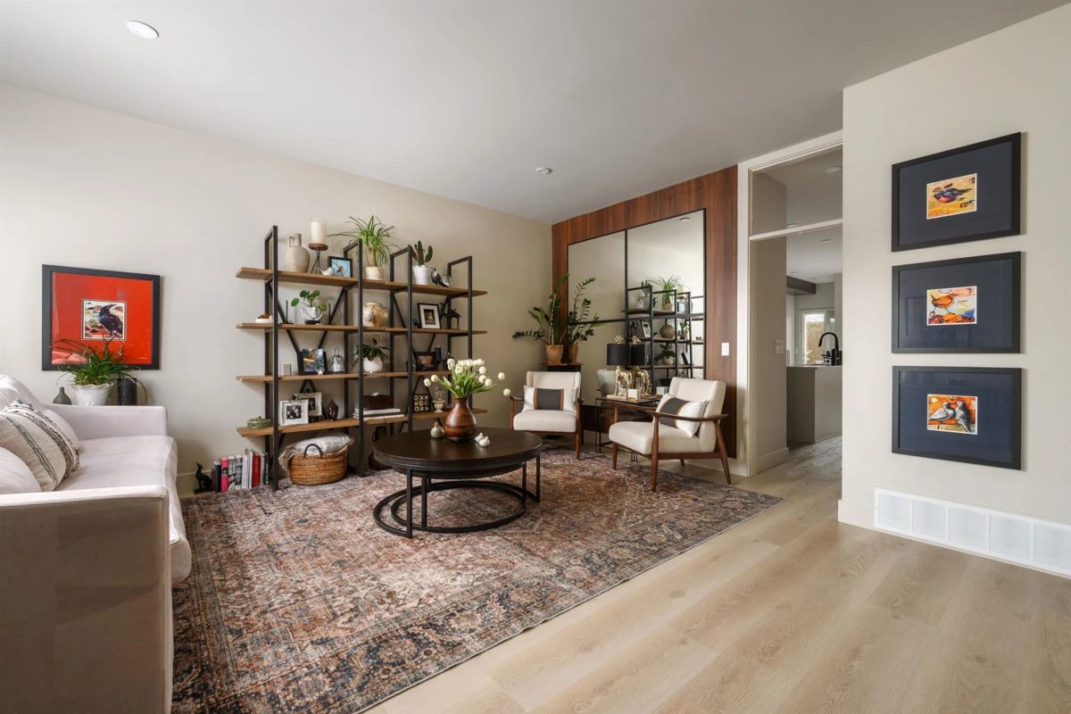 Living Room Photo of 107 33751 7th Avenue, Mission, BC