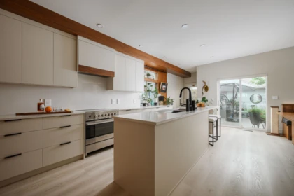 Kitchen Photo of 107 33751 7th Avenue, Mission, BC