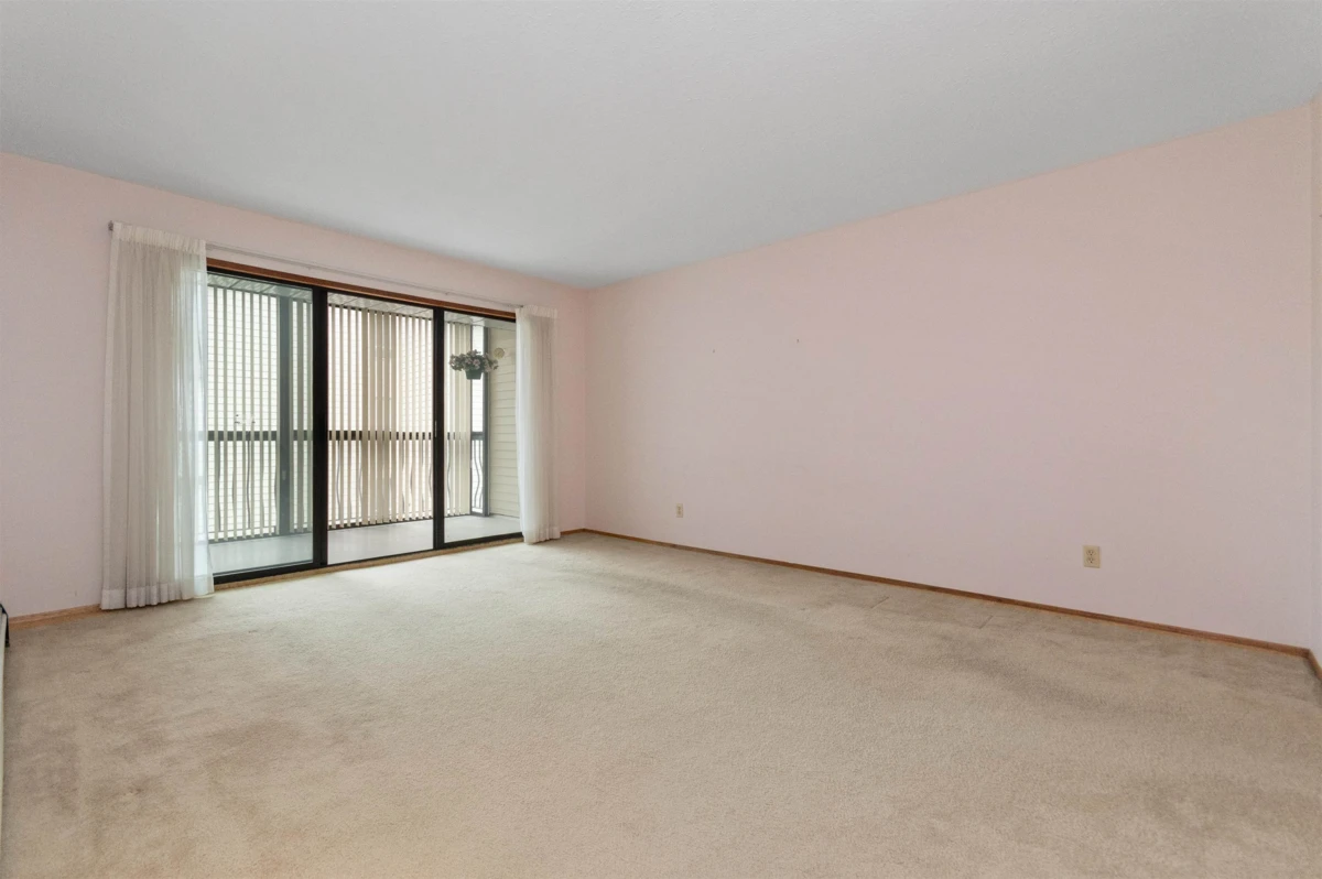 Family Room Photo of 204 32055 Old Yale Road, Abbotsford, BC