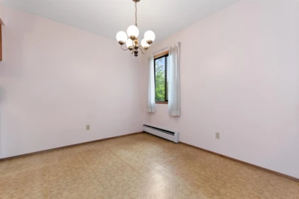 Bedroom 2 Photo of 204 32055 Old Yale Road, Abbotsford, BC