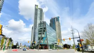901 7388 Kingsway, Burnaby, BC