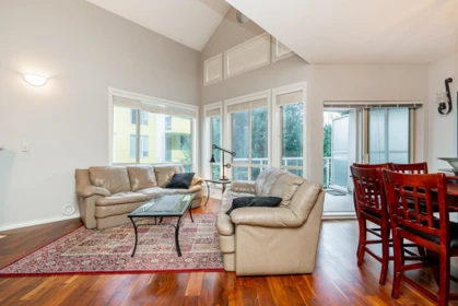 Kitchen Island Photo of 401 2575 Ware Street, Abbotsford, BC