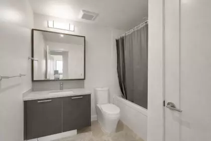Primary Bathroom Photo of 309 31940 Raven Avenue, Mission, BC