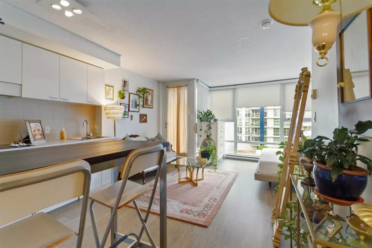 Exterior Rear Photo of 707 131 Regiment Square, Vancouver, BC