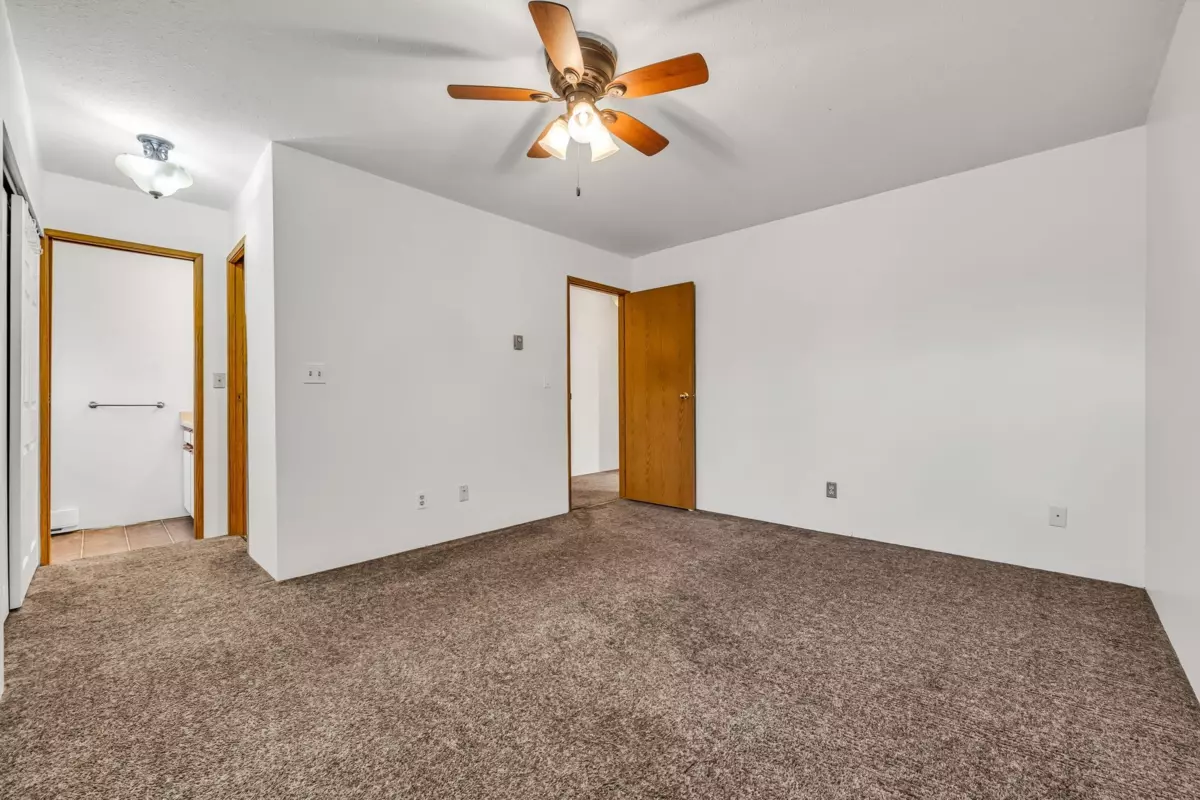 Laundry Room Photo of 4 19690 56 Avenue, Langley, BC