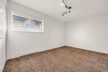Powder Room Photo of 4 19690 56 Avenue, Langley, BC