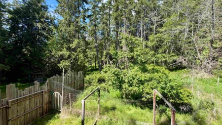 Hallway Photo of 37150 Schooner Way, Pender Island, BC