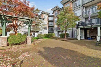 Laundry Room Photo of 211 8183 121a Street Street, Surrey, BC