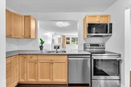 Kitchen Island Photo of 107 5350 Victory Street, Burnaby, BC