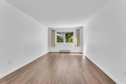 Office / Den Photo of 107 5350 Victory Street, Burnaby, BC
