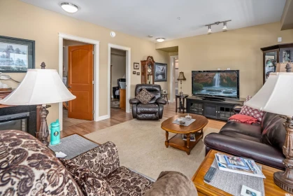 Breakfast Nook Photo of 409 32445 Simon Avenue, Abbotsford, BC