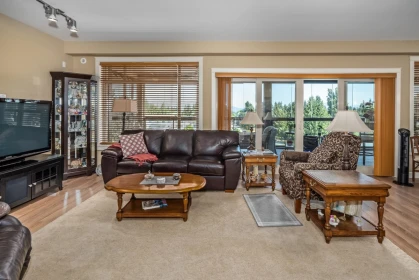 Primary Bedroom Photo of 409 32445 Simon Avenue, Abbotsford, BC