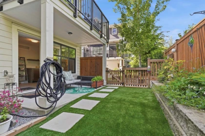 Swimming Pool Photo of 60 20327 72b Avenue, Langley, BC