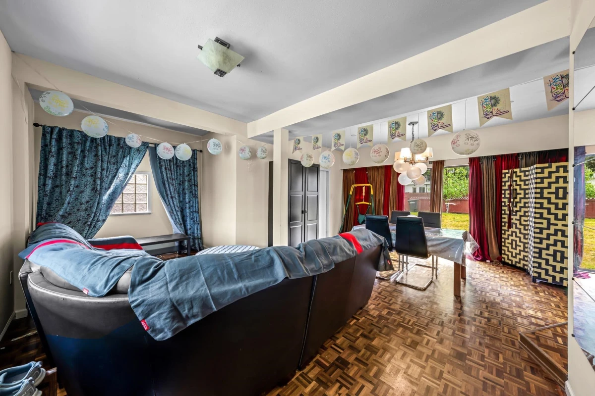 Family Room Photo of 7624 Ulster Street, Burnaby, BC