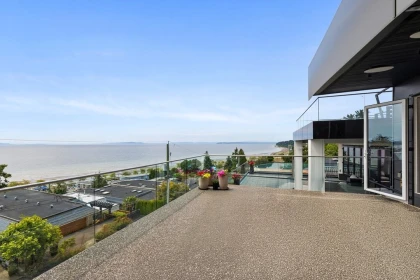 14999 Blackwood Lane, White Rock, BC, White Rock — Single Family Residence for sale