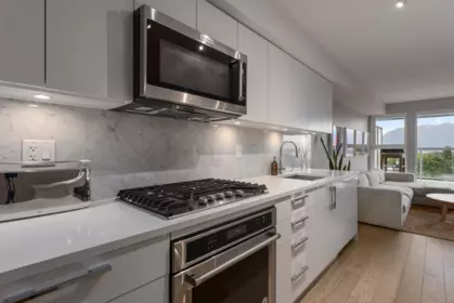 Breakfast Nook Photo of 406 2508 Fraser Street, Vancouver, BC