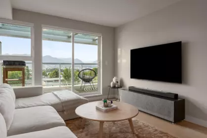 406 2508 Fraser Street, Vancouver, BC, Vancouver — Apartment/Condo for sale