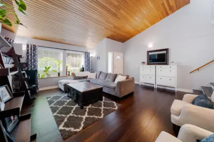 Kitchen Photo of 8034 138 Street, Surrey, BC