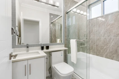 Powder Room Photo of 2 8464 15TH AVENUE, Burnaby BC V3N 1Y2