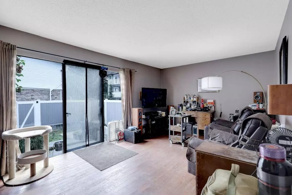 Living Room Photo of 70 10806 152nd Street, Surrey, BC