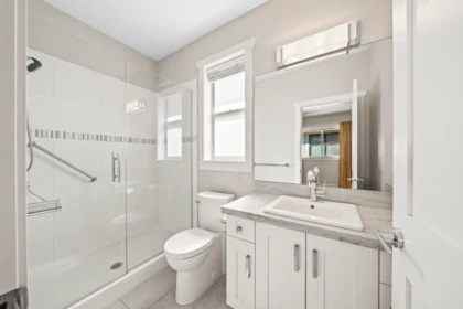 Mudroom Photo of 3731 Garry Street, Richmond, BC