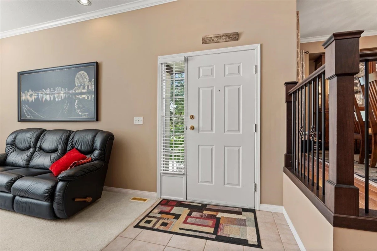 Living Room Photo of 54 32777 Chilcotin Drive, Abbotsford, BC