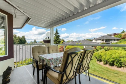 Hallway Photo of 54 32777 Chilcotin Drive, Abbotsford, BC