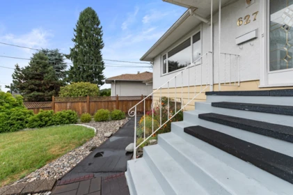 627 Harrison Avenue, Coquitlam, BC, Coquitlam — Single Family Residence for sale