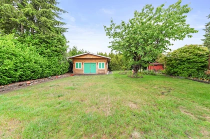 Hot Tub / Spa Photo of 627 Harrison Avenue, Coquitlam, BC
