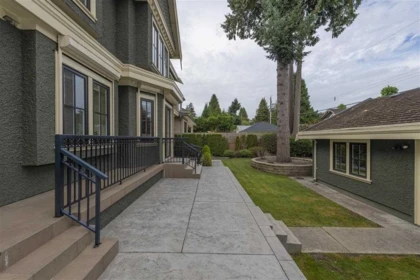 Outdoor Patio Photo of 1121 W 39th Avenue, Vancouver, BC