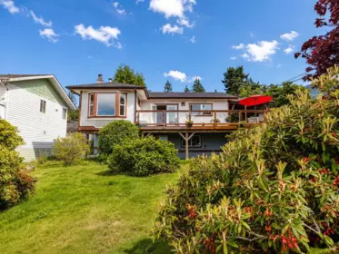 Garden / Landscaping Photo of 1515 Thompson Road, Gibsons, BC