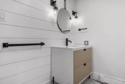 Garage Interior Photo of 46070 First Avenue, Chilliwack, BC