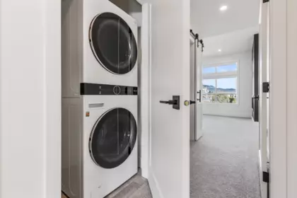 Laundry Room Photo of 46070 First Avenue, Chilliwack, BC