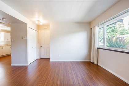 Hallway Photo of 1912 Mercer Avenue, Port Coquitlam, BC