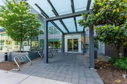 605 13438 Central Avenue, Surrey, BC, Surrey — Apartment/Condo for sale