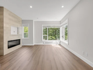 Kitchen Island Photo of 24 16337 23a Avenue, Surrey, BC