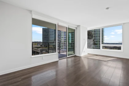 807 8238 Lord Street, Vancouver, BC, Vancouver — Apartment/Condo for sale