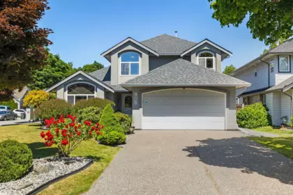 18851 64a Avenue, Surrey, BC, Surrey — Single Family Residence for sale