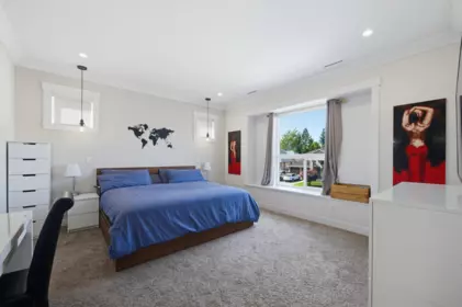 Garden / Landscaping Photo of 15868 105a Avenue, Surrey, BC