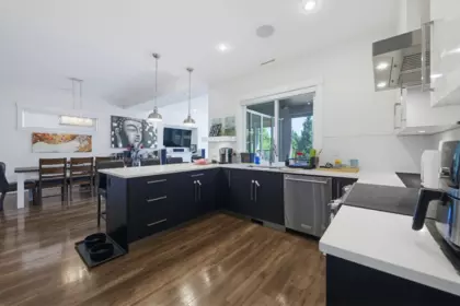 Primary Bedroom Photo of 15868 105a Avenue, Surrey, BC