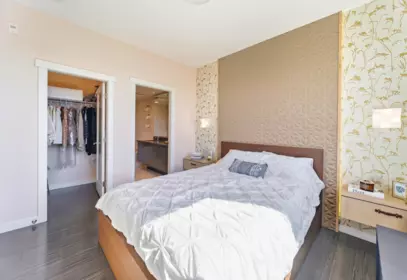 Hallway Photo of 506 9366 Tomicki Avenue, Richmond, BC