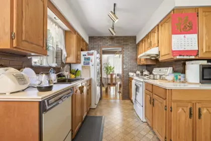 Pantry Photo of 3055 Rosemont Drive, Vancouver, BC