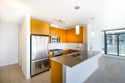 Kitchen Photo of 703 7362 Elmbridge Way, Richmond, BC