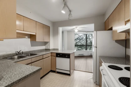 Primary Bedroom Photo of 305 8811 Lansdowne Road, Richmond, BC