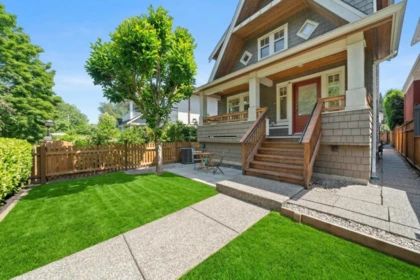 1252 E 11th Avenue, Vancouver, BC, Vancouver — Half Duplex for sale