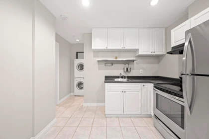 Laundry Room Photo of 1252 E 11th Avenue, Vancouver, BC