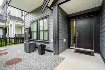 8142 202 Street, Langley, BC, Langley — Row House (Non-Strata) for sale